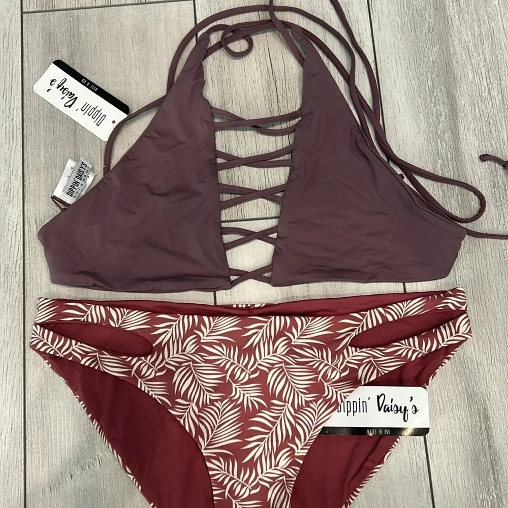 Dippin' Daisy's two piece bikini set swimsuit size small